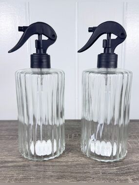 NEW Target Bullseye Playground Clear Glass Spray Bottles